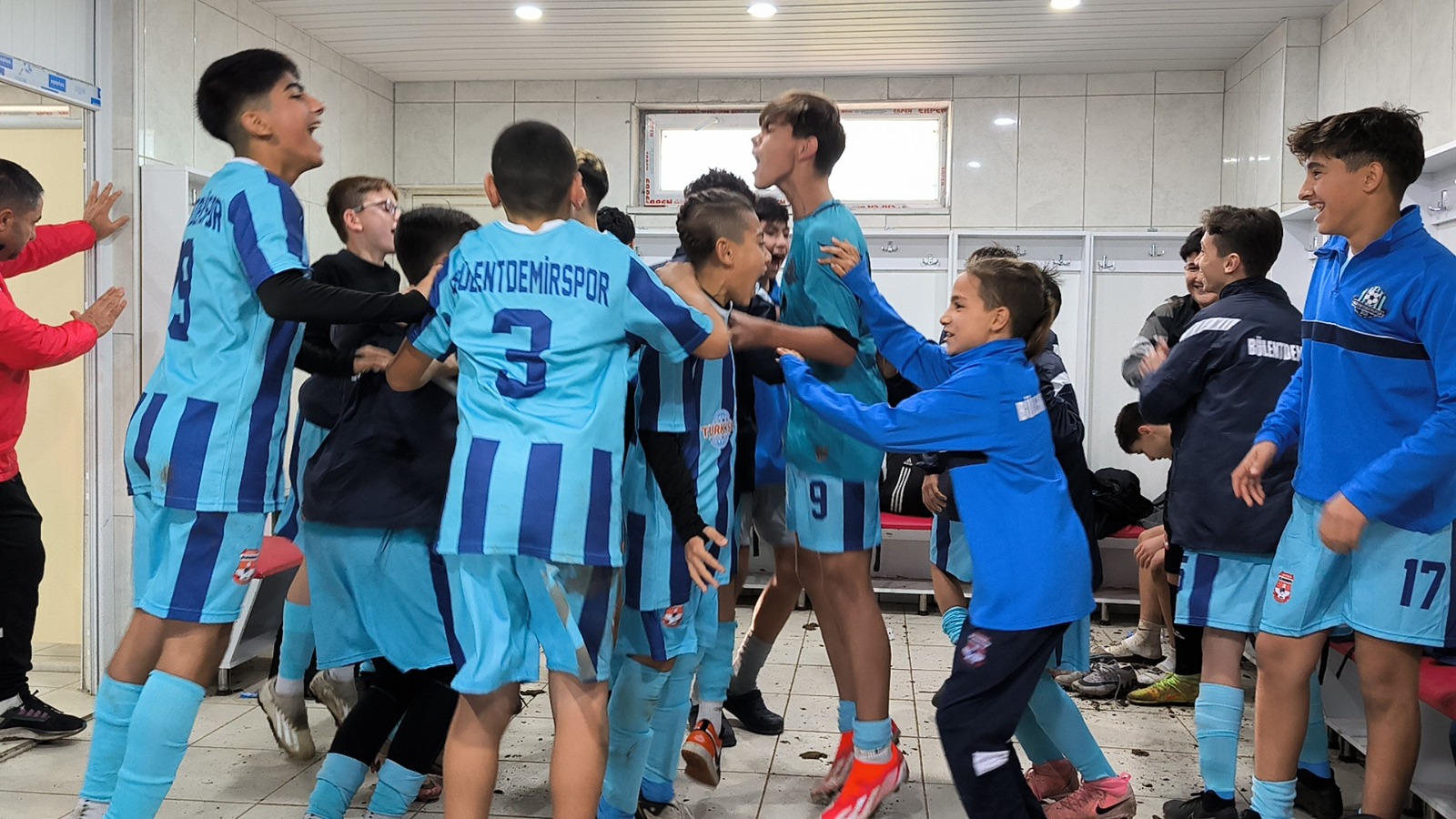 Bülent Demirspor albüm fotoğrafı